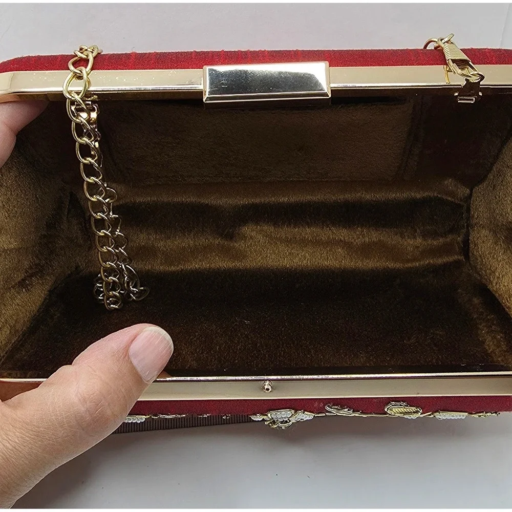Red Beaded Floral Box Clutch Evening Bag Gold Chain Strap Wedding Prom Party